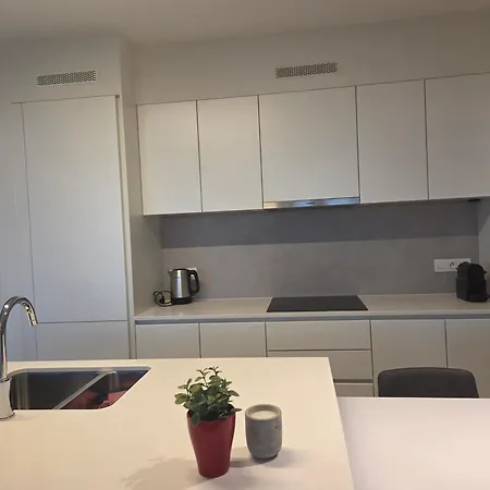 La Brisa - Luxe, Balcony And Stunning Views