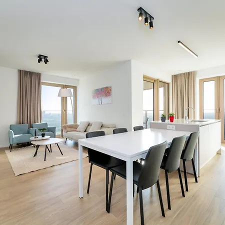 La Brisa - Luxe, Balcony And Stunning Views - Free Parking * Ostend